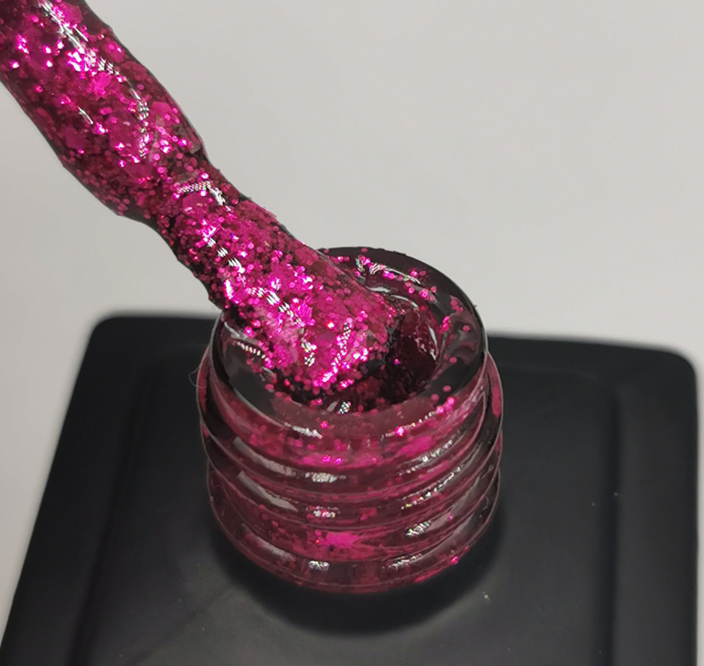 Glitter Fuchsia EC64